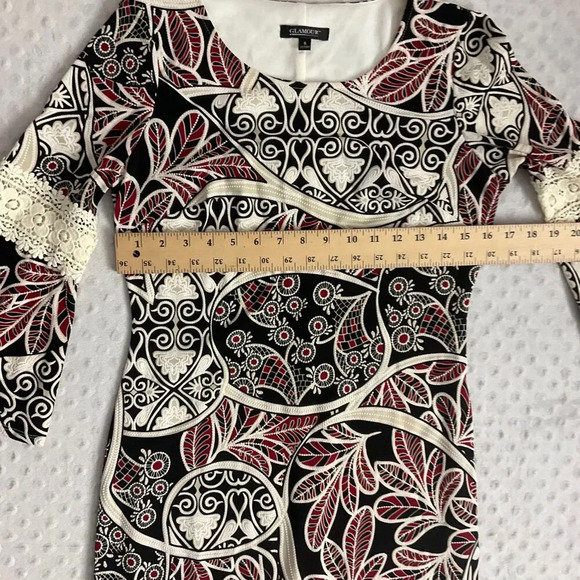 Bell Sleeve Embroidered Midi Dress Size 6 - Picture 5 of 8